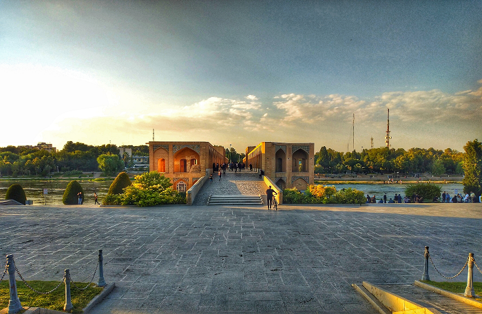سفربازی - موقعیت جغرافیایی اصفهان