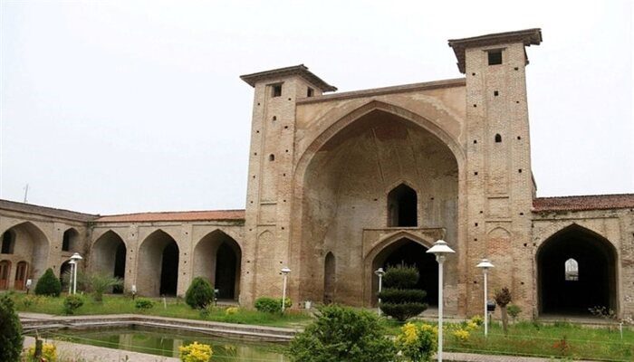 سفربازی_ بقایای فرح آباد