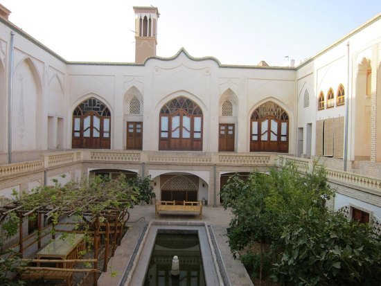 هتل خانه ایرانی در شهر کاشان