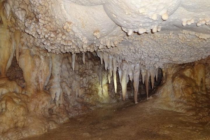 غار میرزا اسرار آمیز و شگفت‌ انگیز رفسنجان
