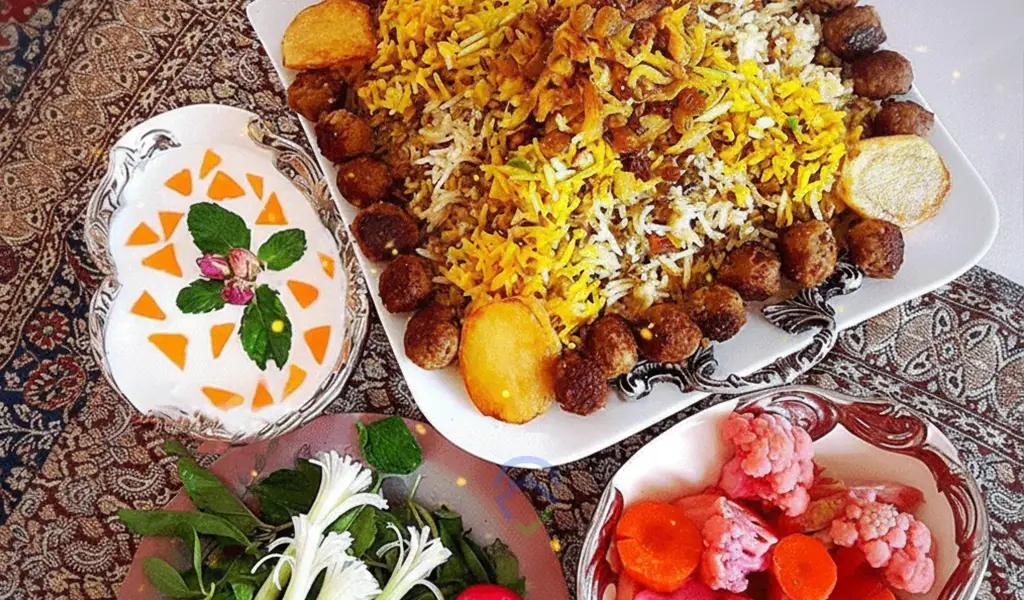 غذاهای محلی شیراز کلم پلو شیرازی