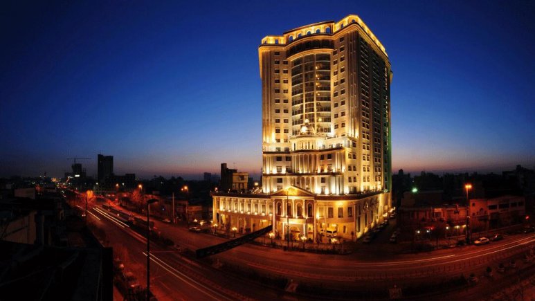 هتل زیبای قصر طلایی مشهد