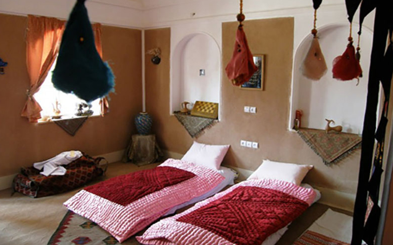 تجربه کویر با رخت خواب های سنتی