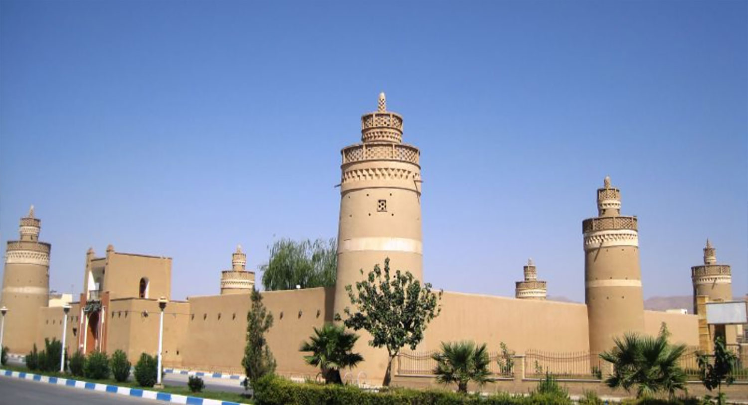 ارگ تاریخی شیخ بهایی