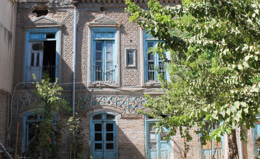 خانه‌ای با ۱۵۰ سال قدمت | معرفی خانه غفوری مشهد
