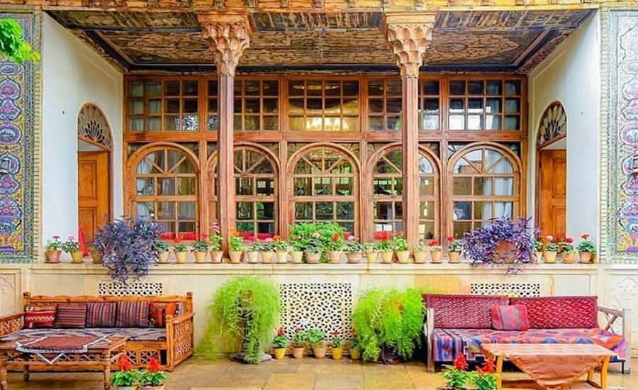 سفربازی - موزه موسیقی شیراز (خانه منطقی نژاد)