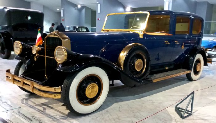 سفربازی - موزه خودرو نیاوران
