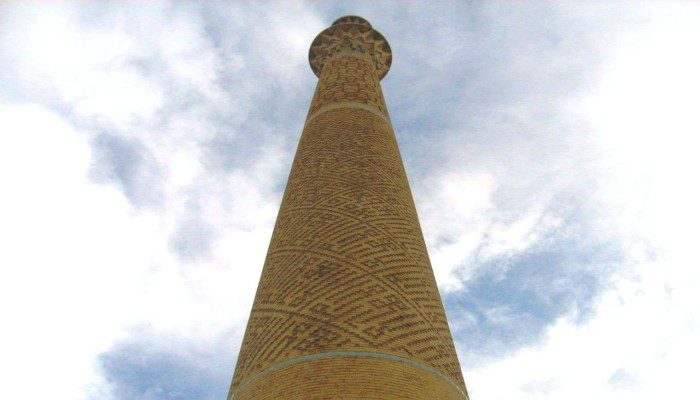 سفربازی_ نمایی از منارههای دارالضیافه