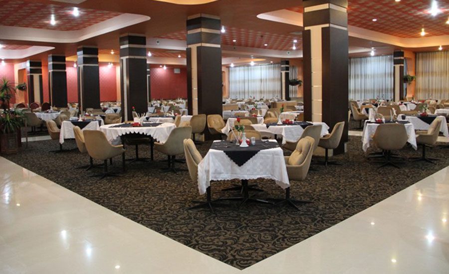 رستوران هتل پارسیان،‌ رستورانی باکیفیت با غذاهایی خوش طعم