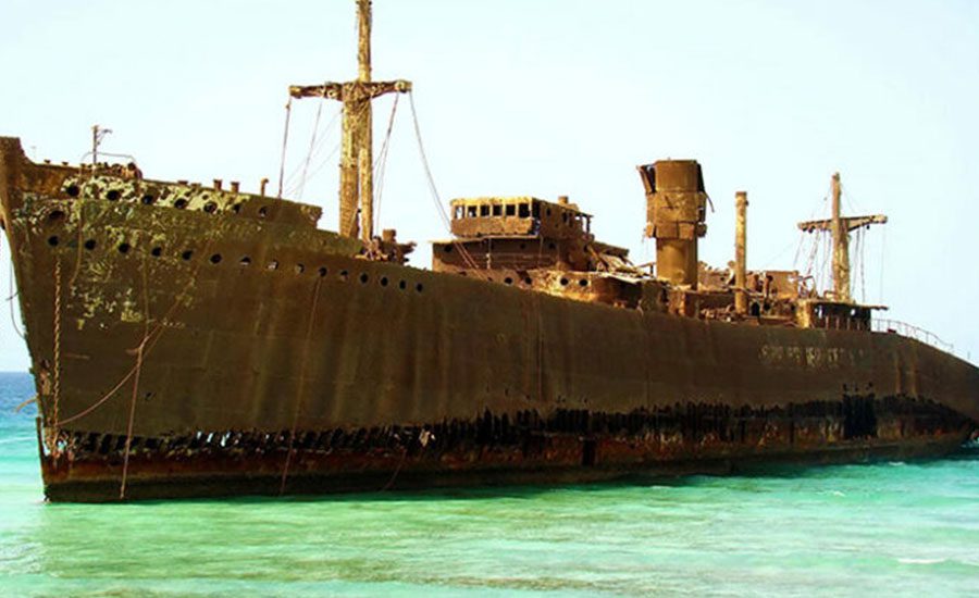 سفربازی - ساحل کشتی یونانی