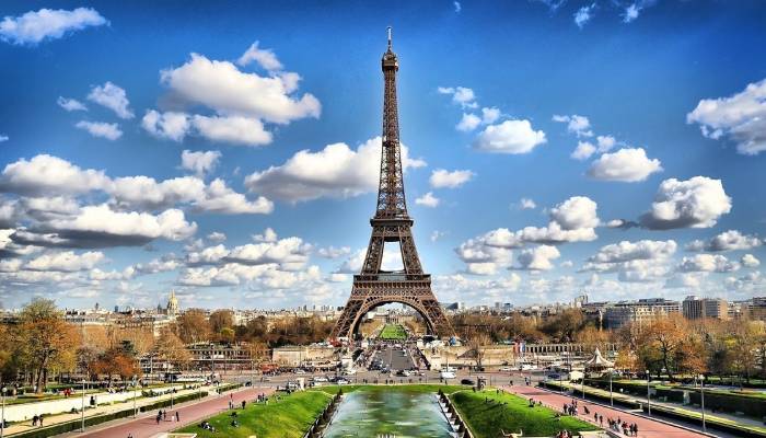 سفربازی - از پاریز تا پاریس