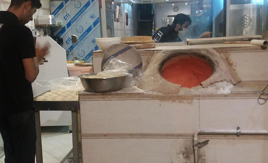 سفربازی - رستوران کباب‌سرای درویش خان