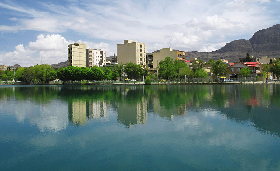 دریاچه کیو، دریاچه‌ای طبیعی در دل شهر