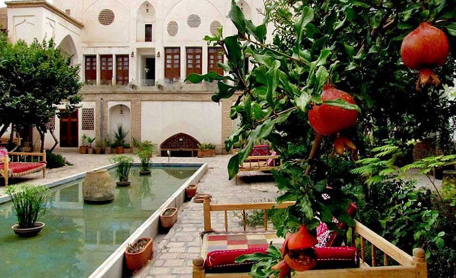خانه تاریخی احسان، خانه‌ای قاجاری که هتل شد