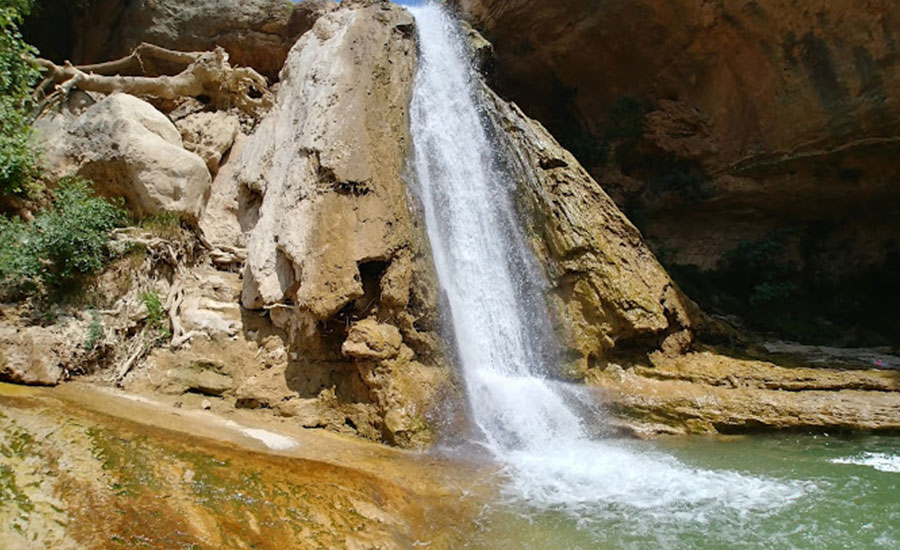 آبشار گریت، آبشاری بی‌بدیل در میان دره‌های لرستان