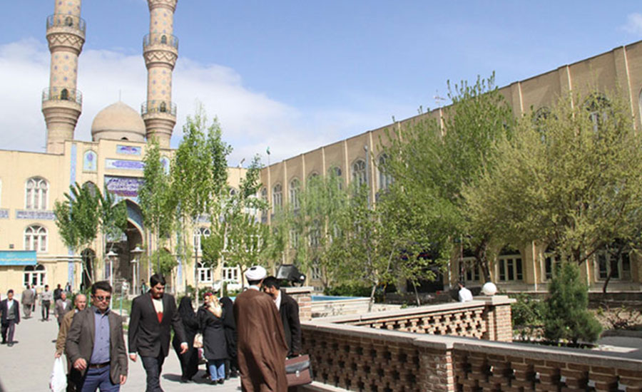 مدرسه‌ی طالبیه، بنایی کهن در قلب بازار بزرگ تبریز