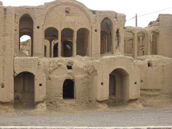 مکانهای دیدنی اطراف تپه چغا - سفربازی