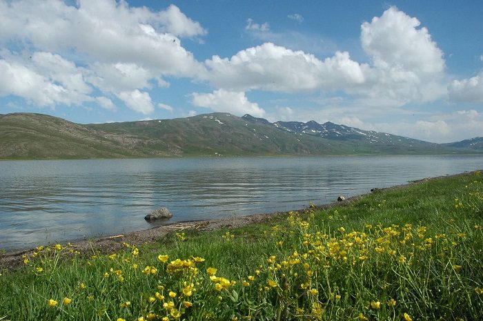 سفربازی -  دریاچه نئور
