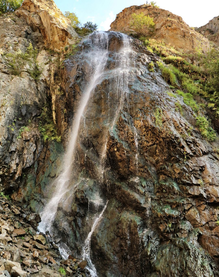 سفربازی - آبشار زیبای اکاپل