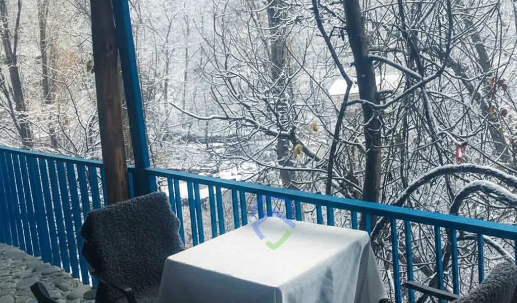 اقامتگاه بوم گردی زشک زیبا