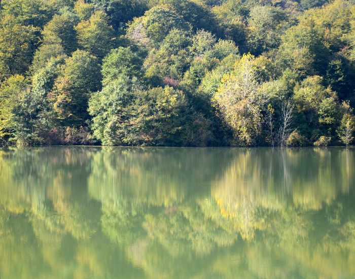 سفربازی-نمایی از دریاچه الیمالات