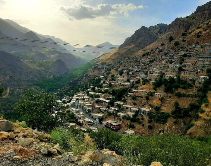 سفربازی- نمای کلی از اورامانات کردستان
