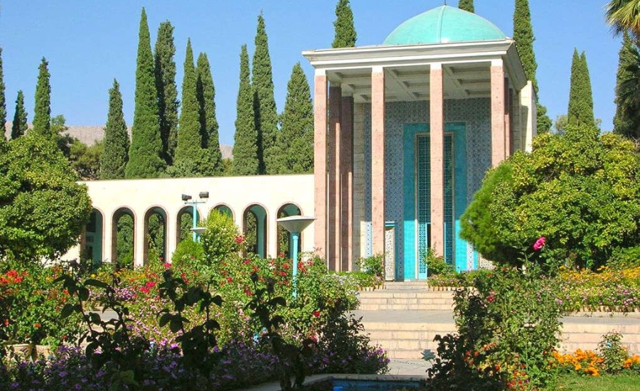 آرامگاه سعدی کجاست؟