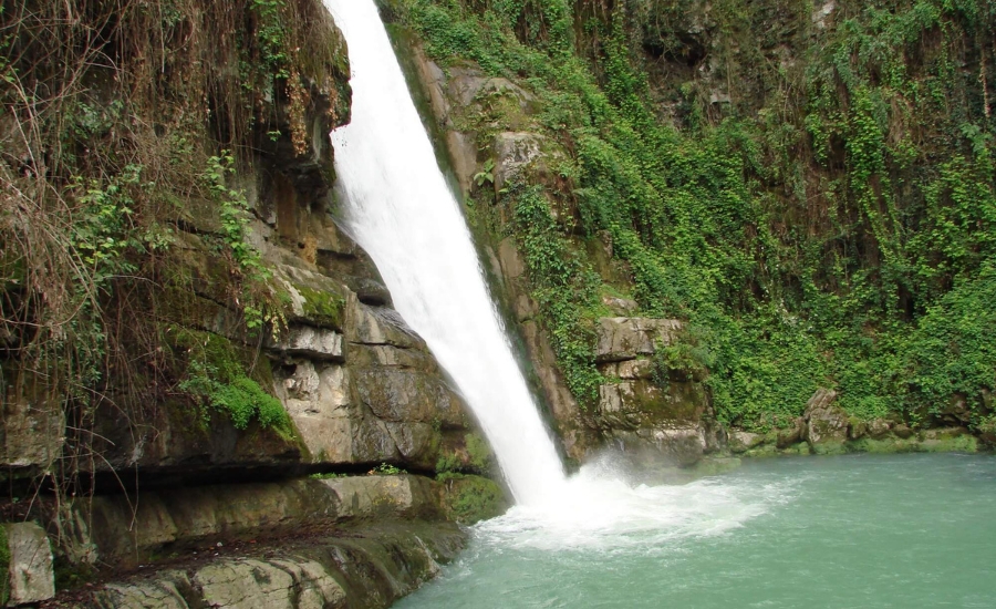 آبشار شیرآباد گلستان، آبشاری برای تمام فصول