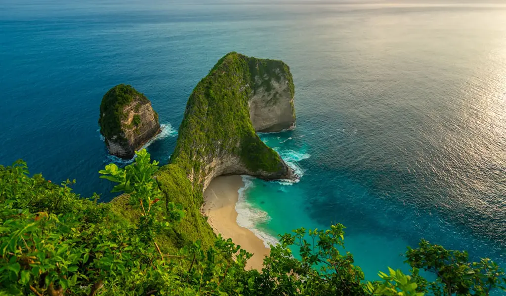 ساحل کلینگ‌کینگ در نوسا پنیدا