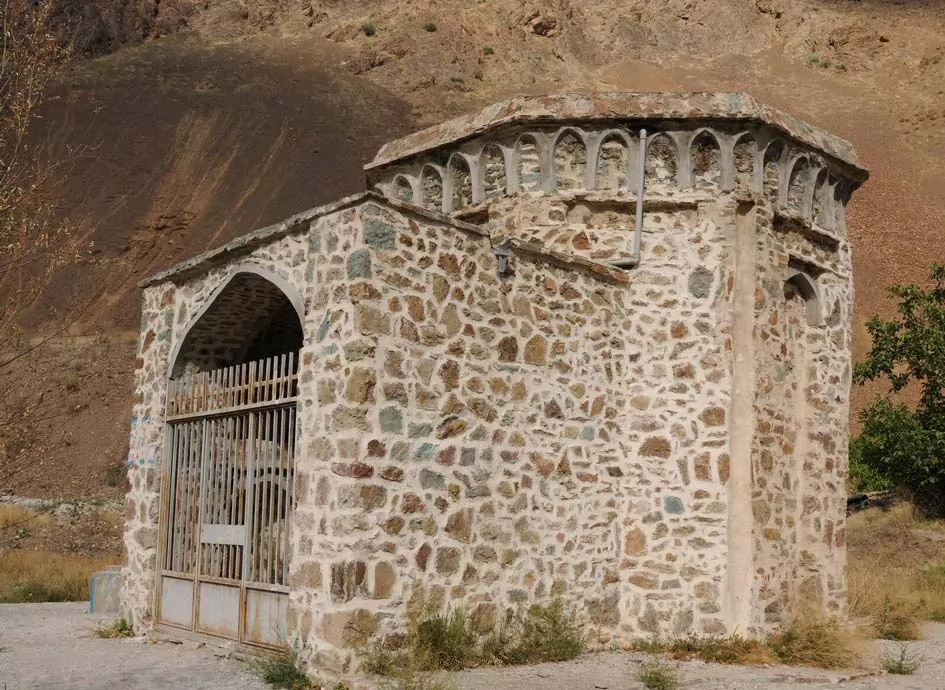 سفربازی - بناهای تاریخی چالوس