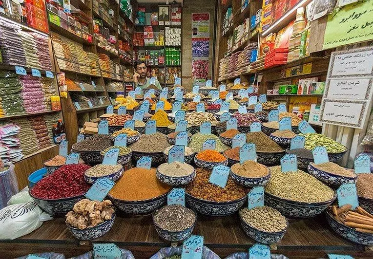 بخش‌ های بازار وکیل شیراز