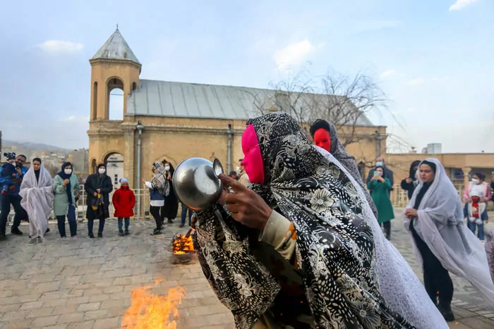 سفربازی - چهارشنبه سوری در همدان