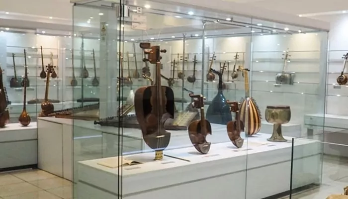 سفربازی - موزه موسیقی اصفهان