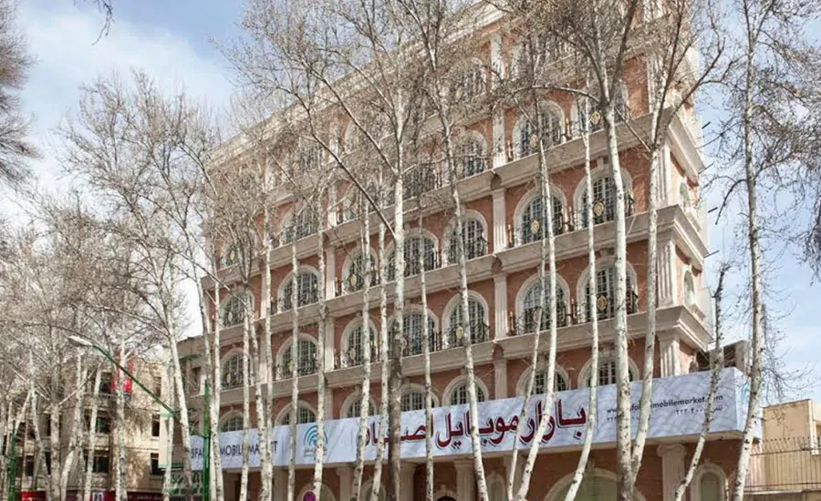 سفربازی - بازار موبایل اصفهان