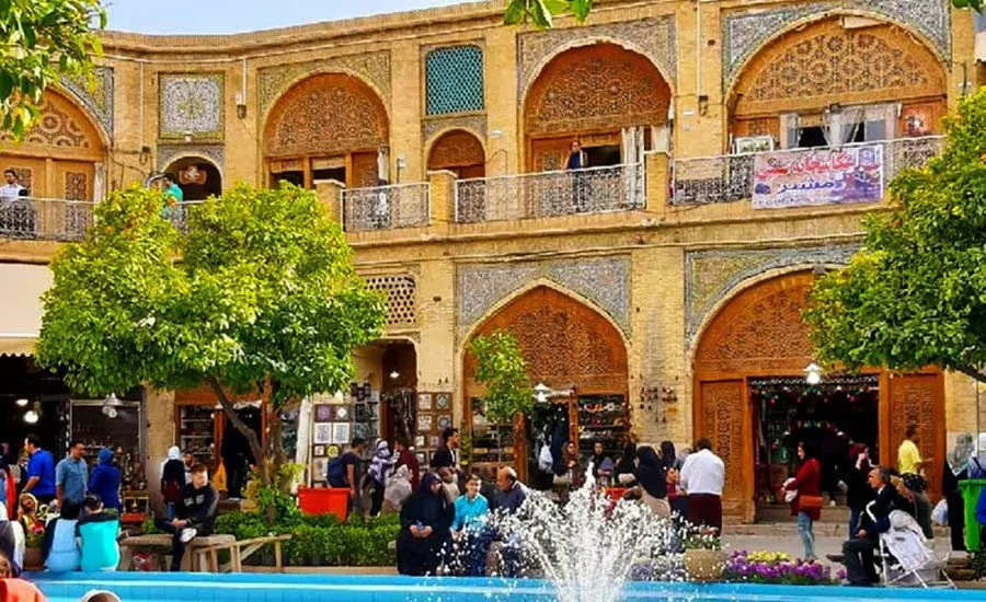 سفربازی - سرای مشیر شیراز