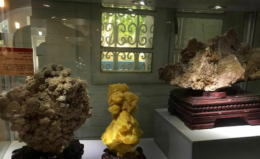 سفربازی - موزه سنگ و هنر دریای نور