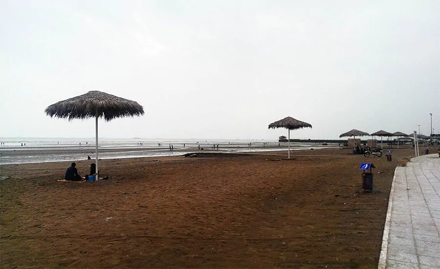 سفربازی - پارک ساحلی غدیر
