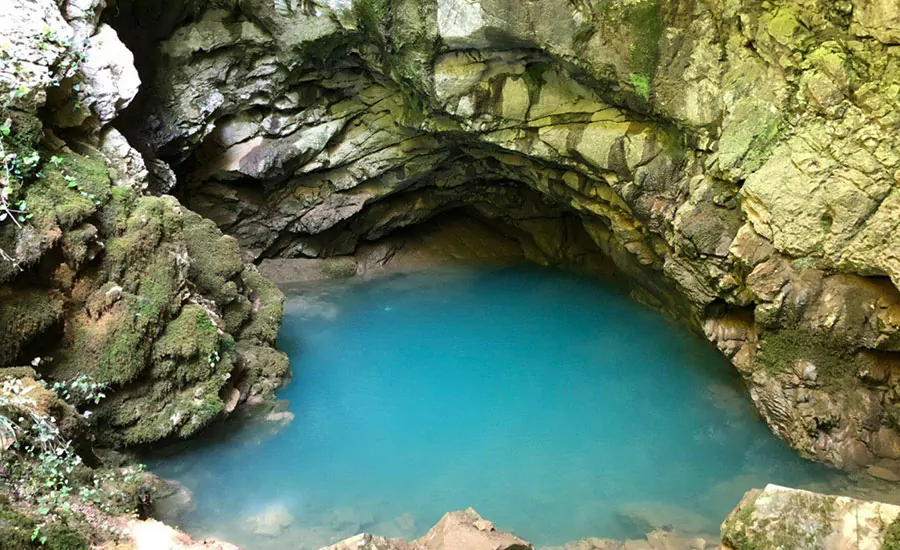 سفربازی - غار سفید آب
