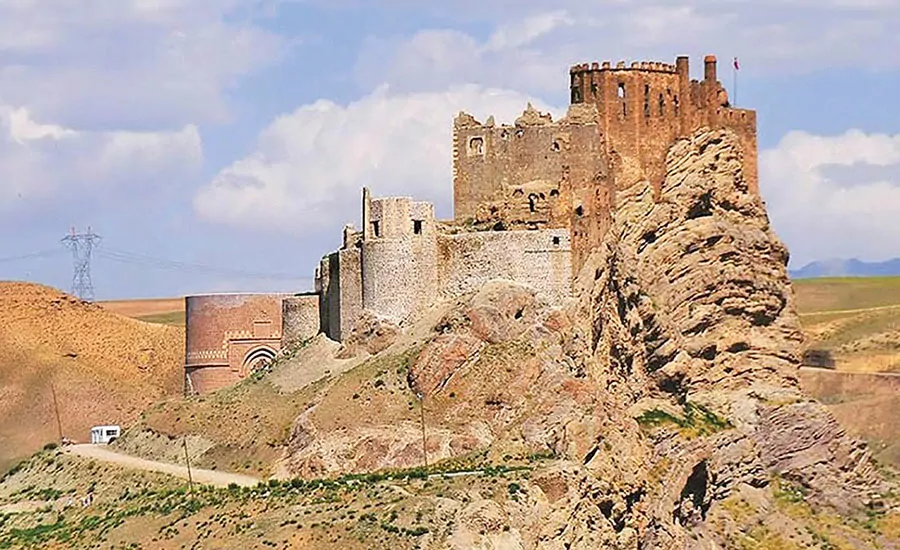سفربازی - قلعه الموت