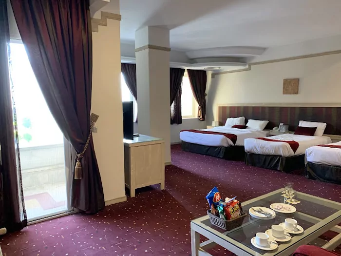 سفربازی - هتل امیرکبیر اراک