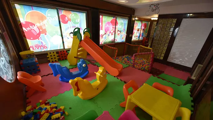سفربازی - وسایل بازی کودکان در هتل های لوکس