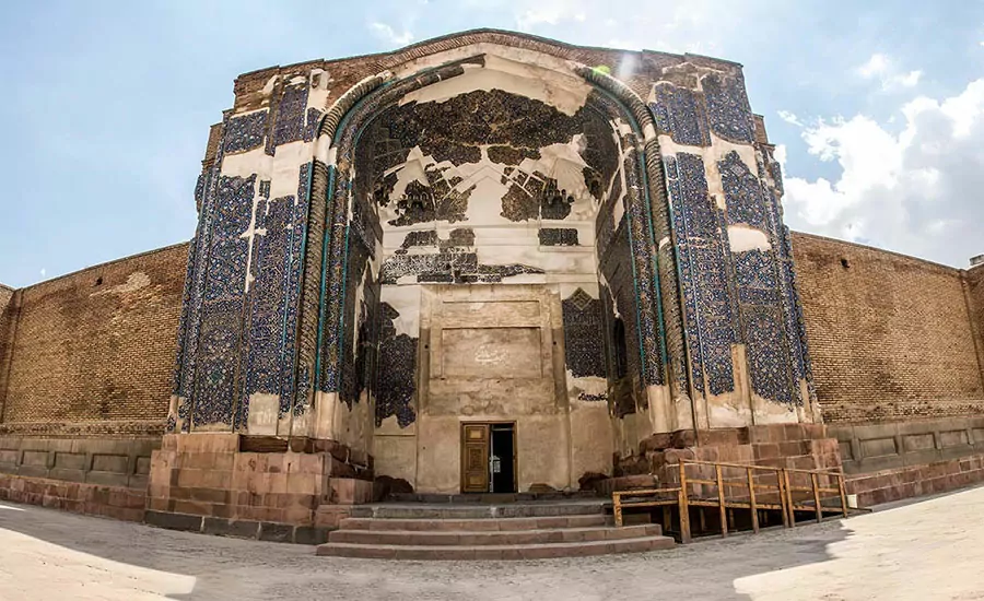 سفربازی - مسجد کبود