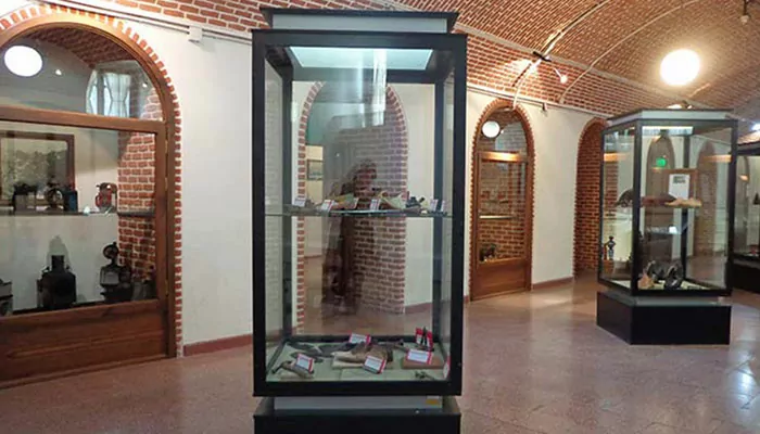سفربازی - موزه کفش تبریز