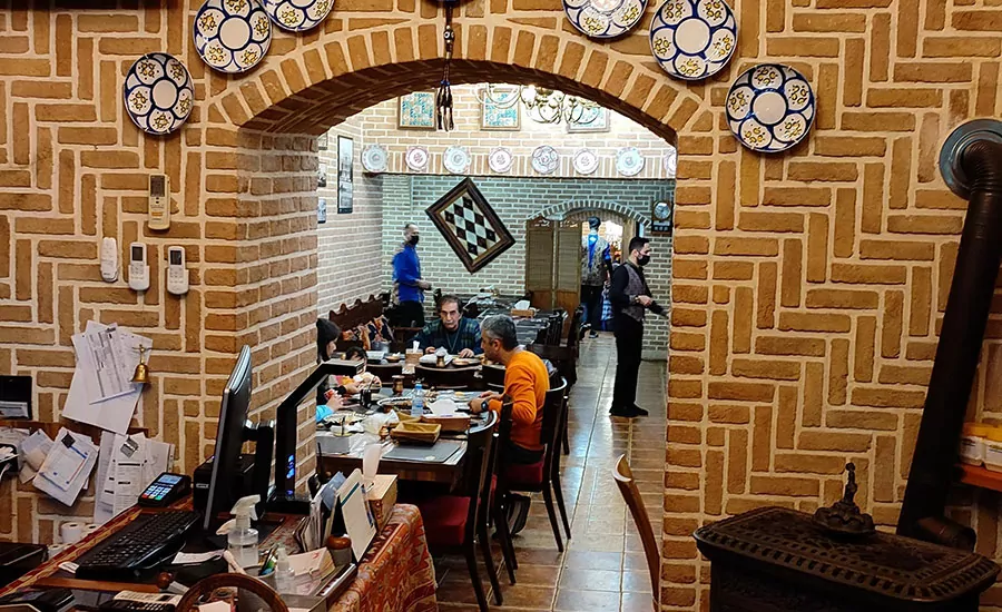 سفربازی - رستوران شازده تبریز