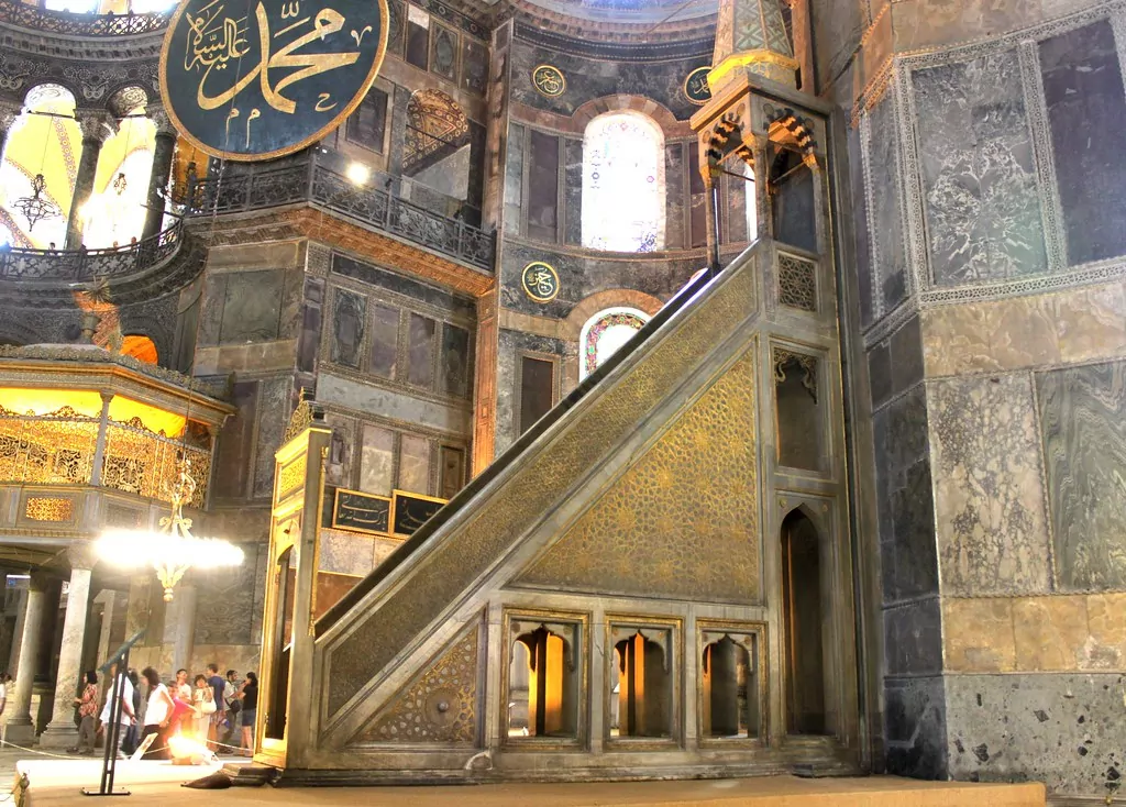 سفربازی - منبر مسجد ایاصوفیه