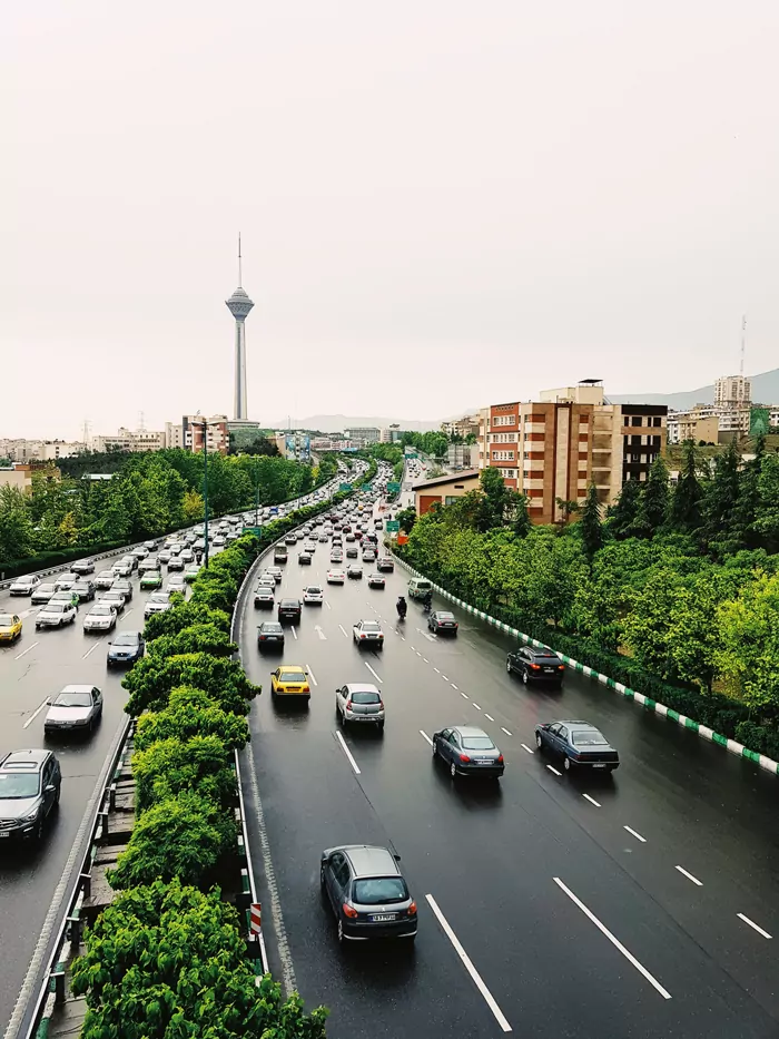 سفربازی - برج میلاد تهران