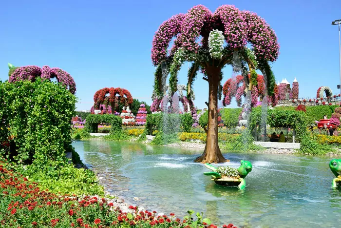 سفربازی - بزرگترین باغ گل جهان در دبی