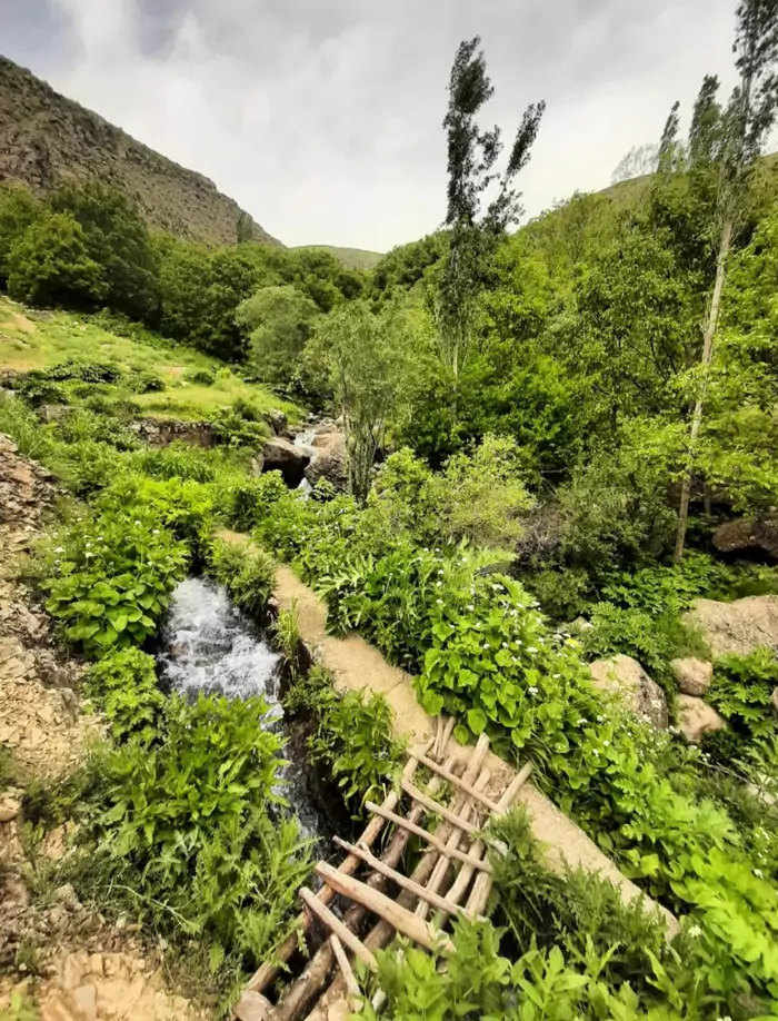 سفربازی - تفریح در آبشار نره گر اسبو
