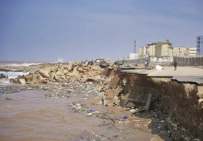 سفربازی - سیل و طوفان مرگبار لیبی 
