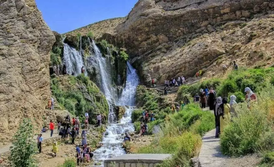 آبشار شیخ علی خان کوهرنگ، آبشاری جذاب و مرتفع